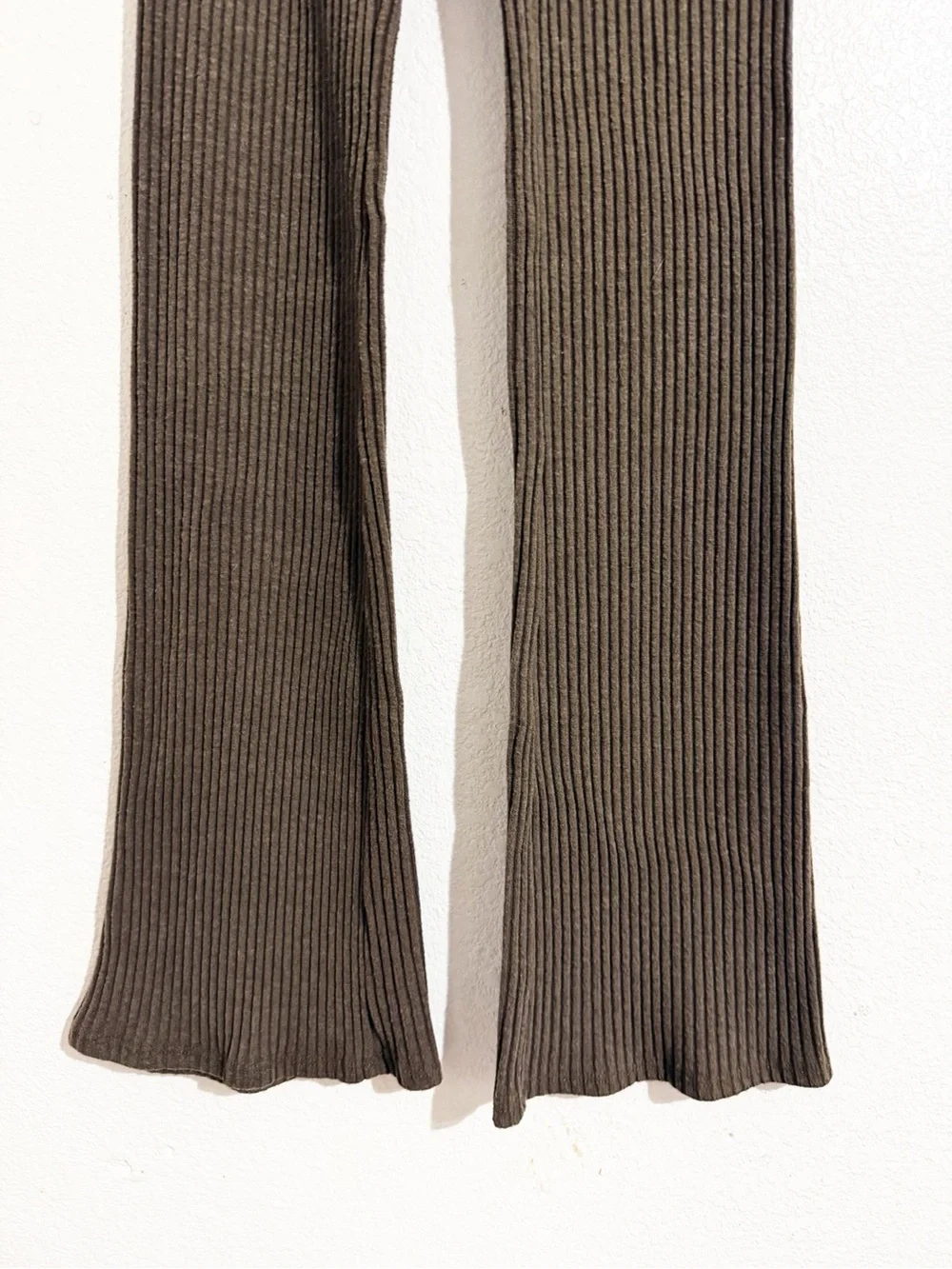 Joah Brown Fitted Mini Ribbed Mid-Rise Flare Pant in Army Luxe Knit